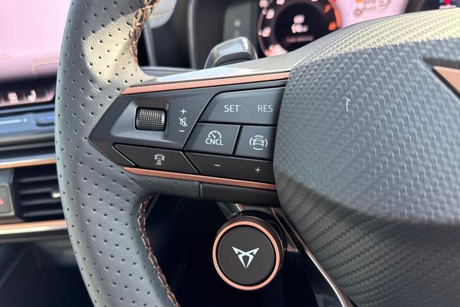 CUPRA Leon Photo 17