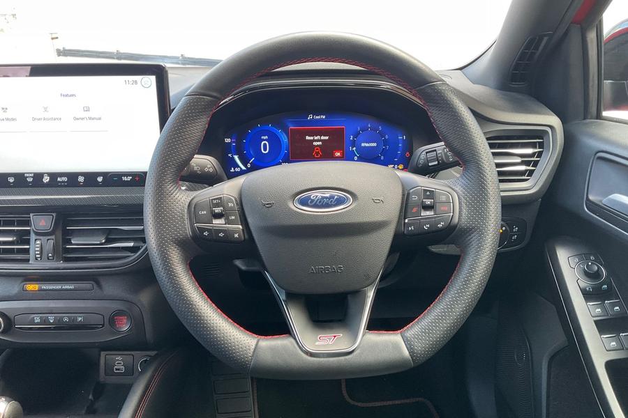 Ford Focus Photo autoimg-a6642ae5b9cd77bfc96f09b648481bd032d449e9.jpg