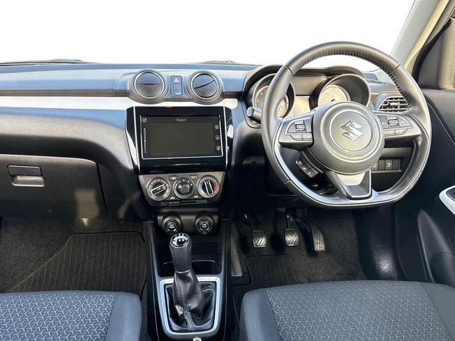 SUZUKI Swift Photo 11