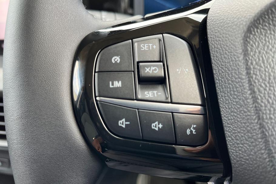 Used Ford E-Transit Courier LG25ALD 8