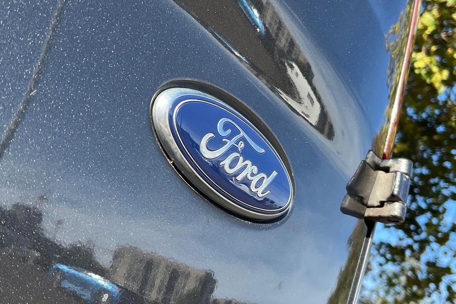 Ford TRANSIT CONNECT Photo autoimg-a6679cdace6bc73dd0df97a6b7421aa6f481f651.jpg
