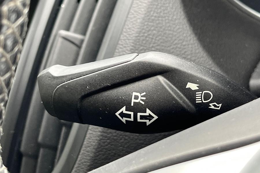 Ford Kuga Photo autoimg-a66926cfe0d008bcb7ba149bc953b9e488415a90.jpg
