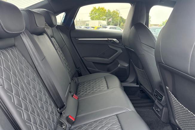 AUDI S3 Photo 46