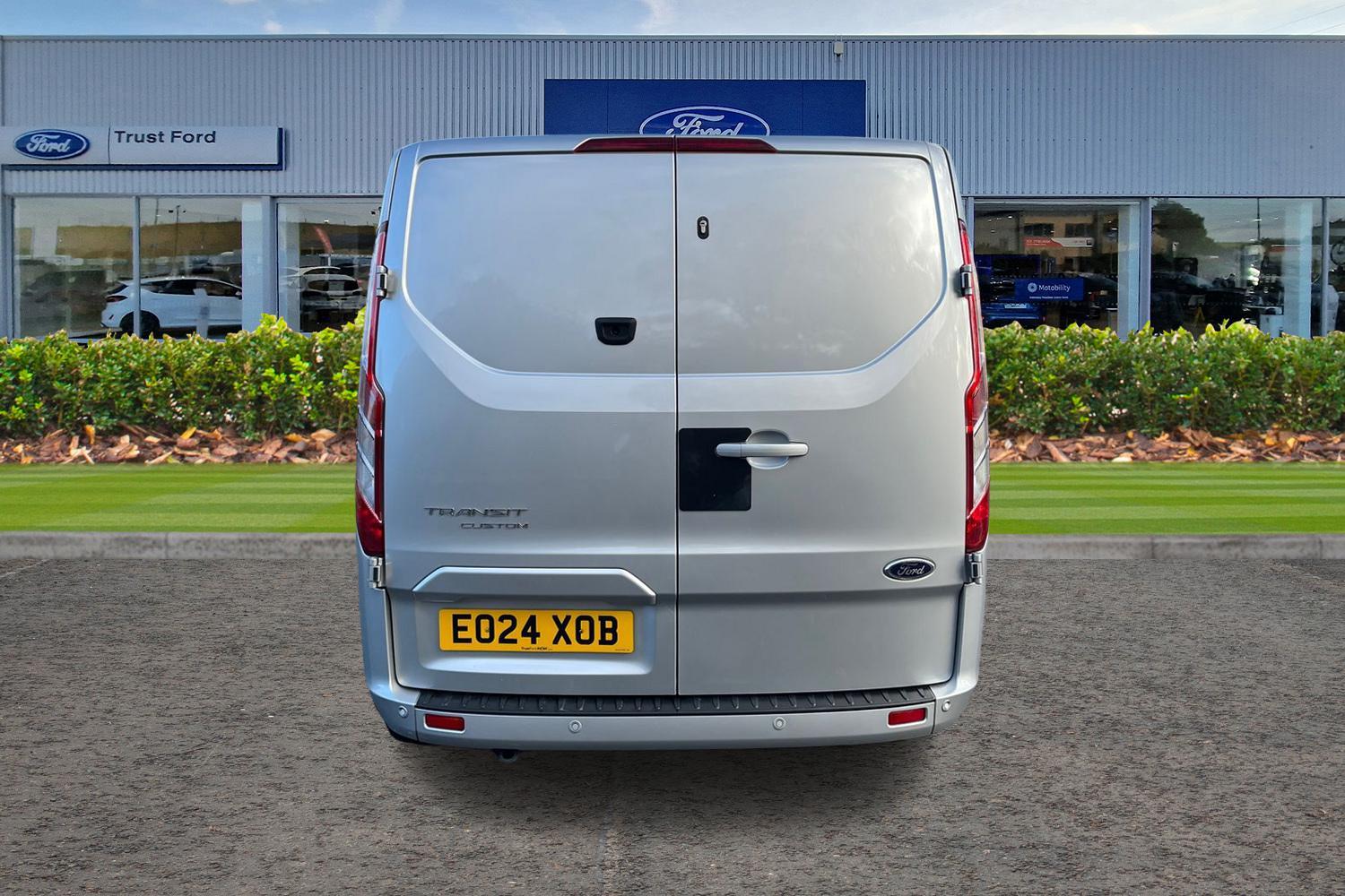Ford TRANSIT CUSTOM Photo 11