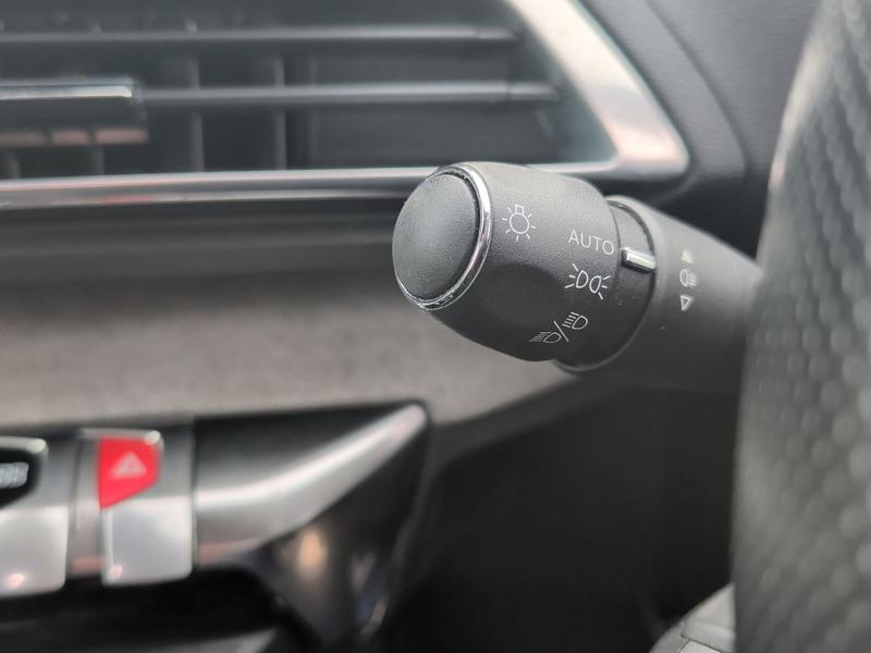 Used Peugeot 3008 NY21AXX 22