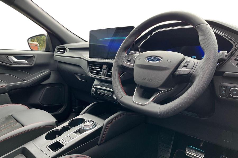 Ford Kuga Photo autoimg-a66d5cdfd3c35ab27614392a1c7d9d1bd14084c5.jpg