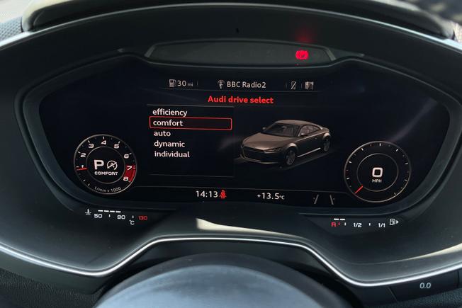 Audi TTS Photo 38