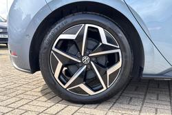 VOLKSWAGEN ID.3 Photo 5