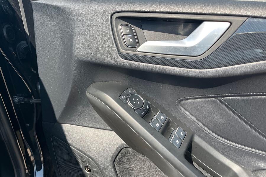 Ford FOCUS Photo autoimg-a66ebf02211eece89a571f5b0ae7daa76de0f48c.jpg