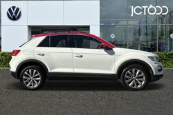 Volkswagen T-Roc Photo 4