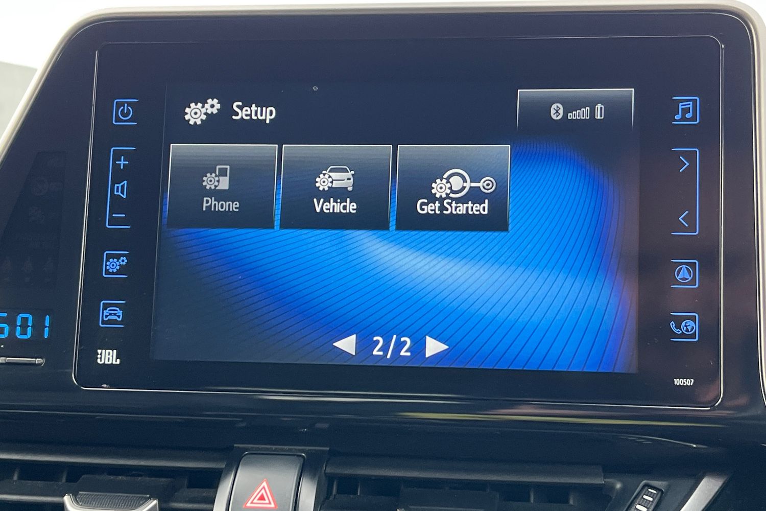 Toyota C-HR Photo 29