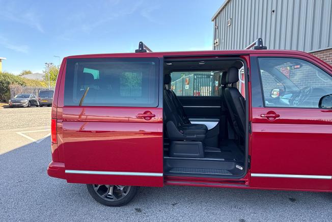 VOLKSWAGEN Caravelle Photo 36