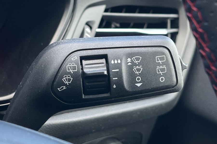 Ford Focus Photo autoimg-a68155e0d4636a761d20116a8c7727f4c3f7f4a0.jpg