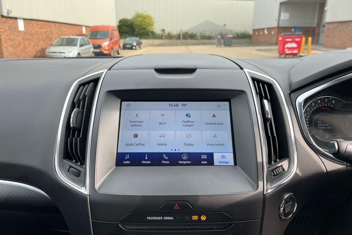 Ford Galaxy Photo 37