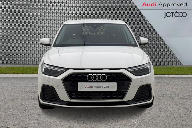AUDI A1 Photo 8