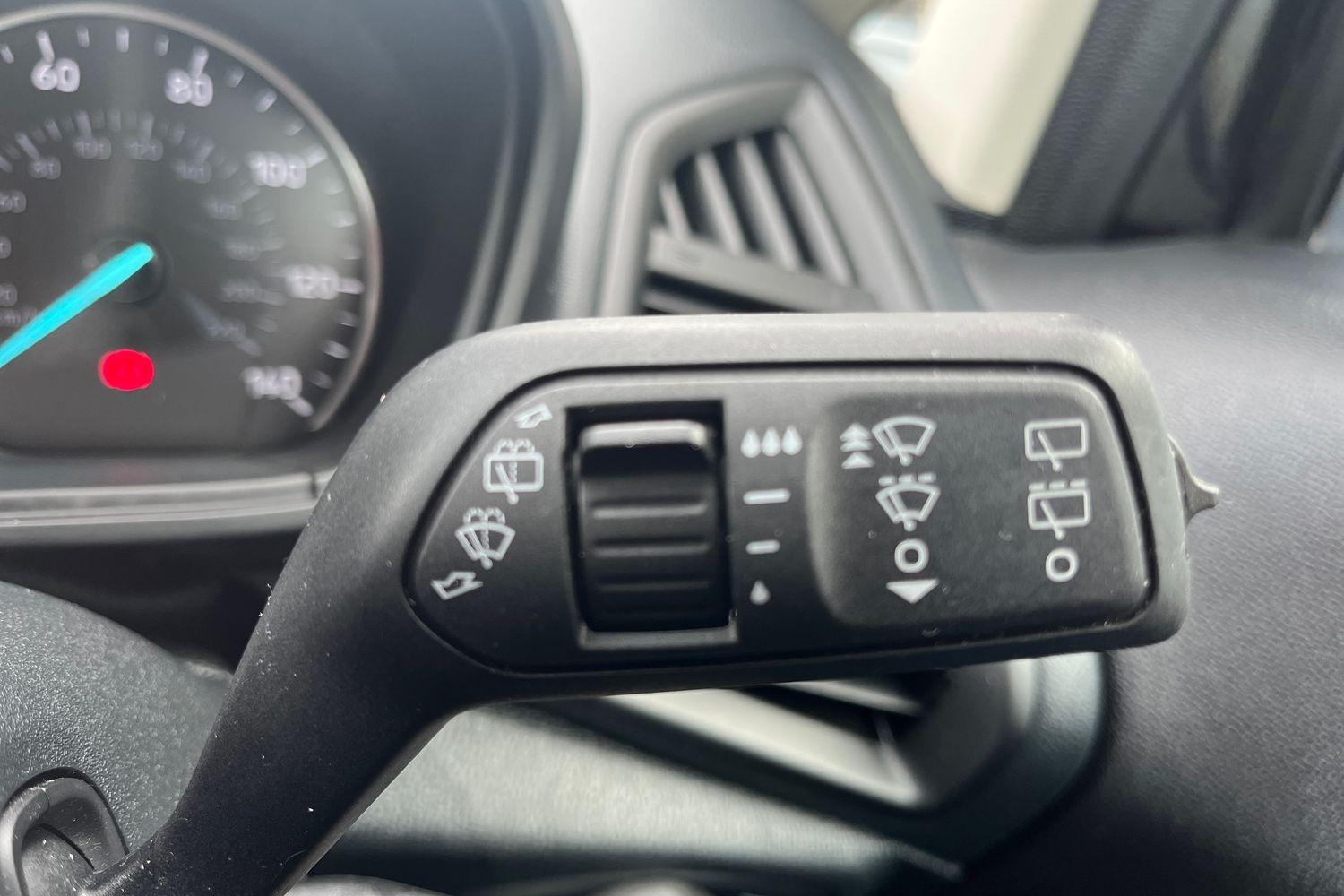 Ford ECOSPORT Photo 14