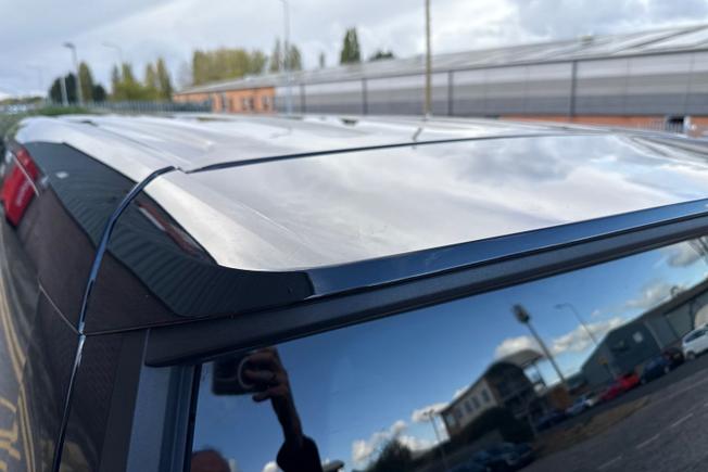 VOLKSWAGEN Multivan Photo 36