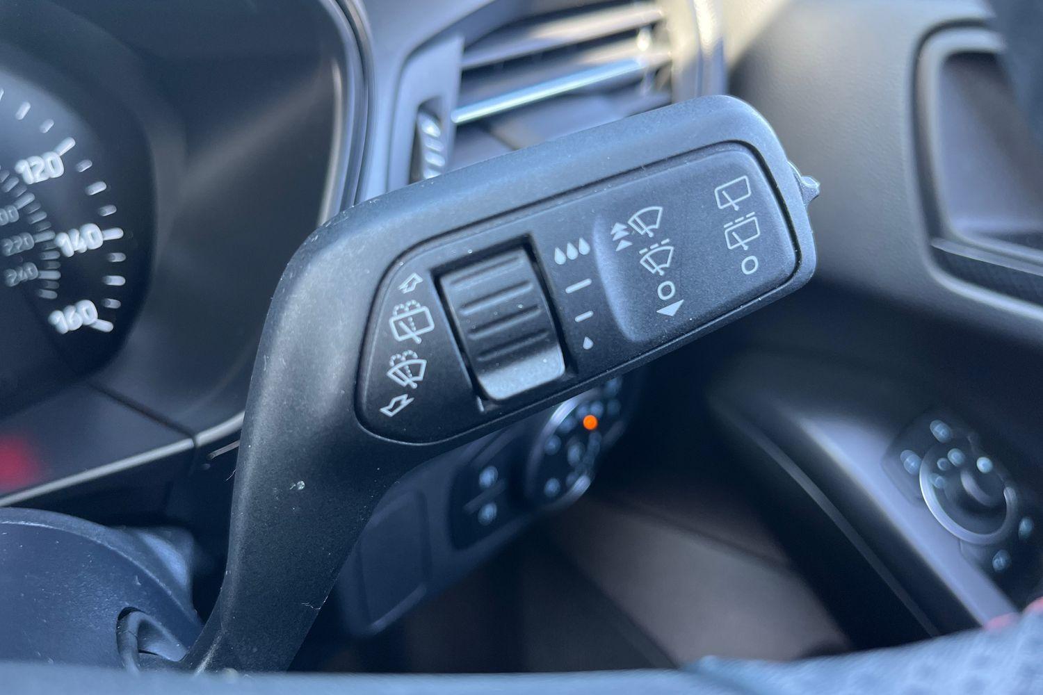 Ford FOCUS Photo 14