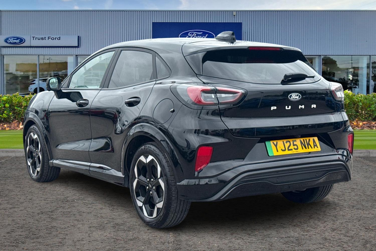 Ford Puma Gen-E Photo 1