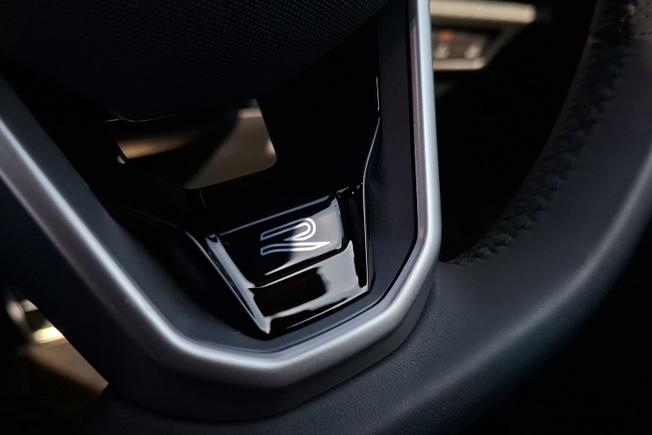 VOLKSWAGEN Tiguan Photo 36