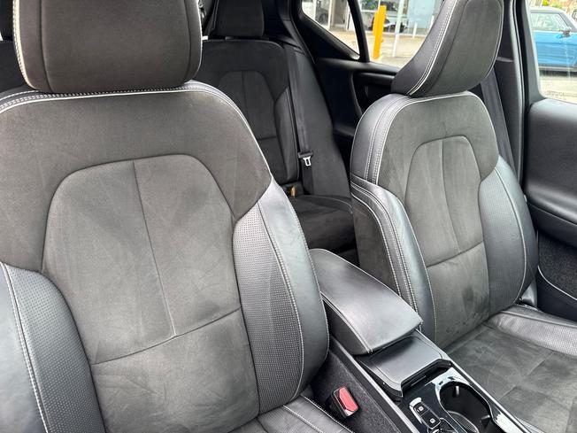 VOLVO Xc40 Photo 51