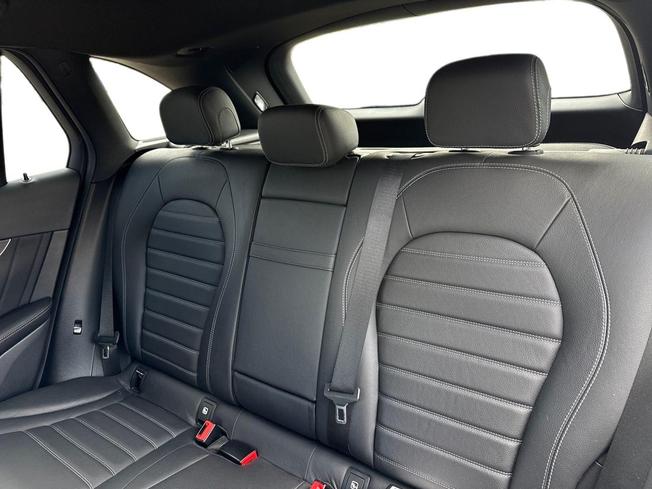 MERCEDES-BENZ Glc Photo 9