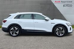 AUDI Q8 E-Tron Photo 4