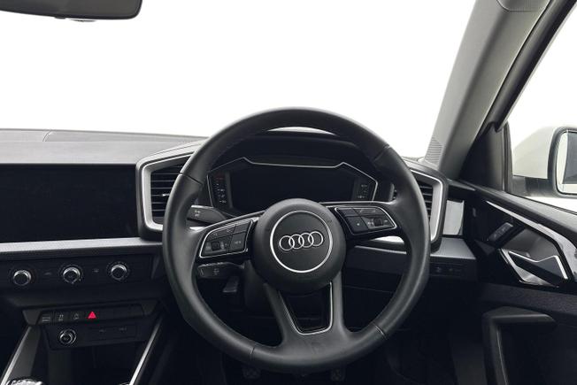 AUDI A1 Photo 11
