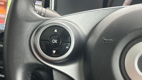 smart fortwo Photo autoimg-a6a176de5f752402b3a8bc013f7c268f0c48937d.jpg
