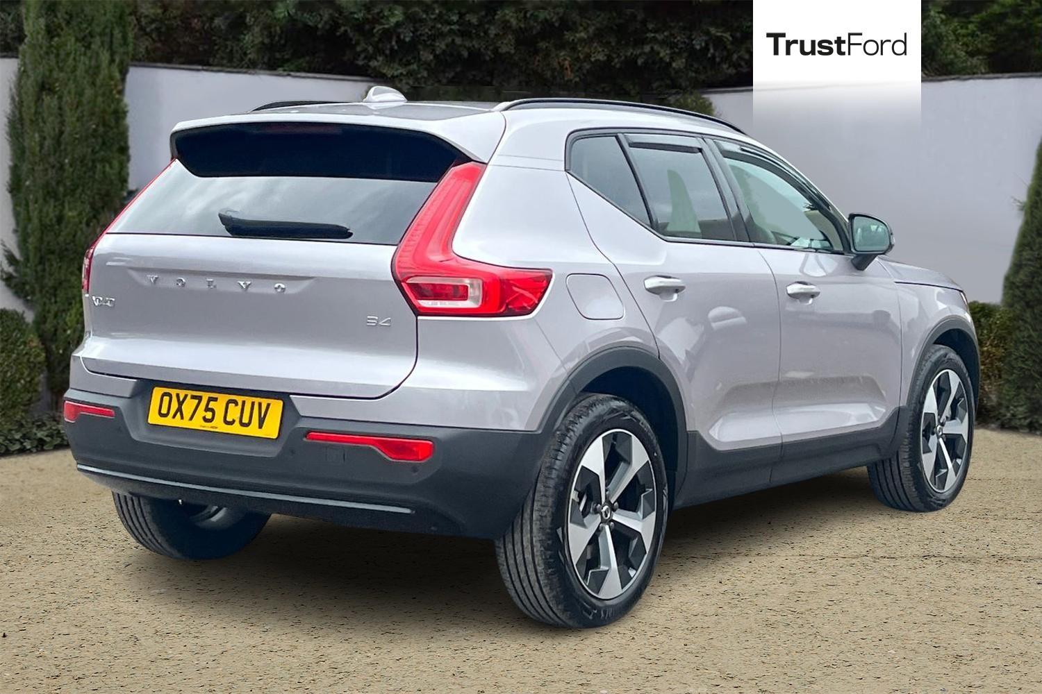 Volvo XC40 Photo 3
