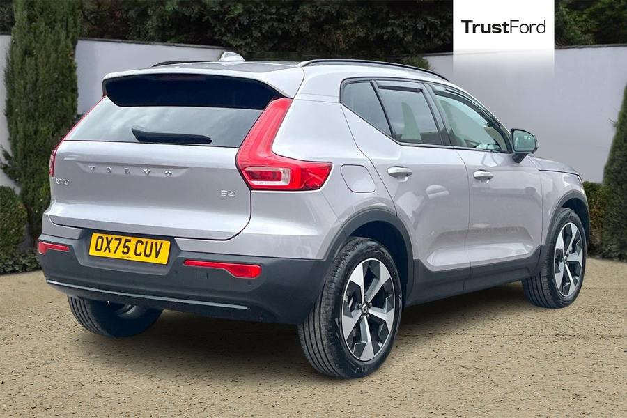 Volvo XC40 Photo autoimg-a6a5817f5c285293a1bf91dc36368d0ca6b2d12d.jpg