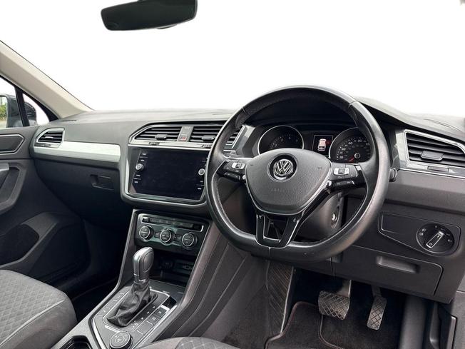 Volkswagen Tiguan Photo 6