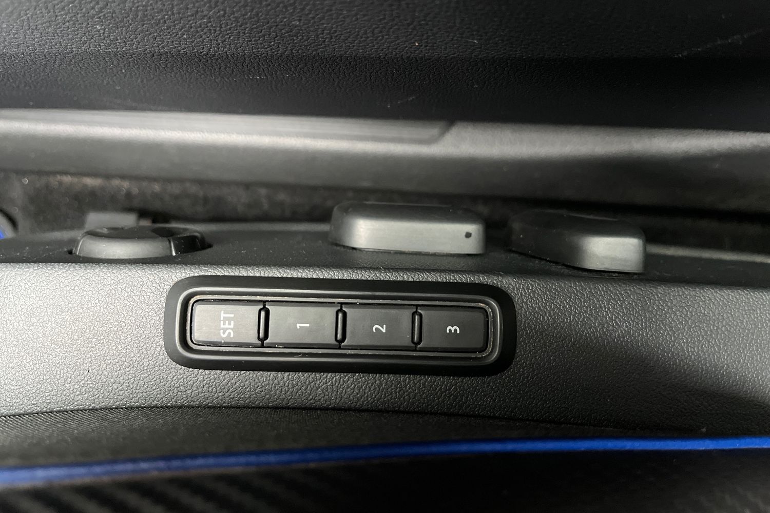 Volkswagen Golf Photo 37