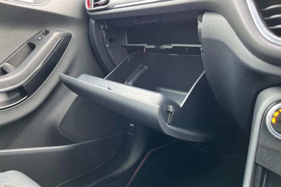 Ford PUMA Photo autoimg-a6ab333e32ed4a521a33ba3039201c5973932974.jpg