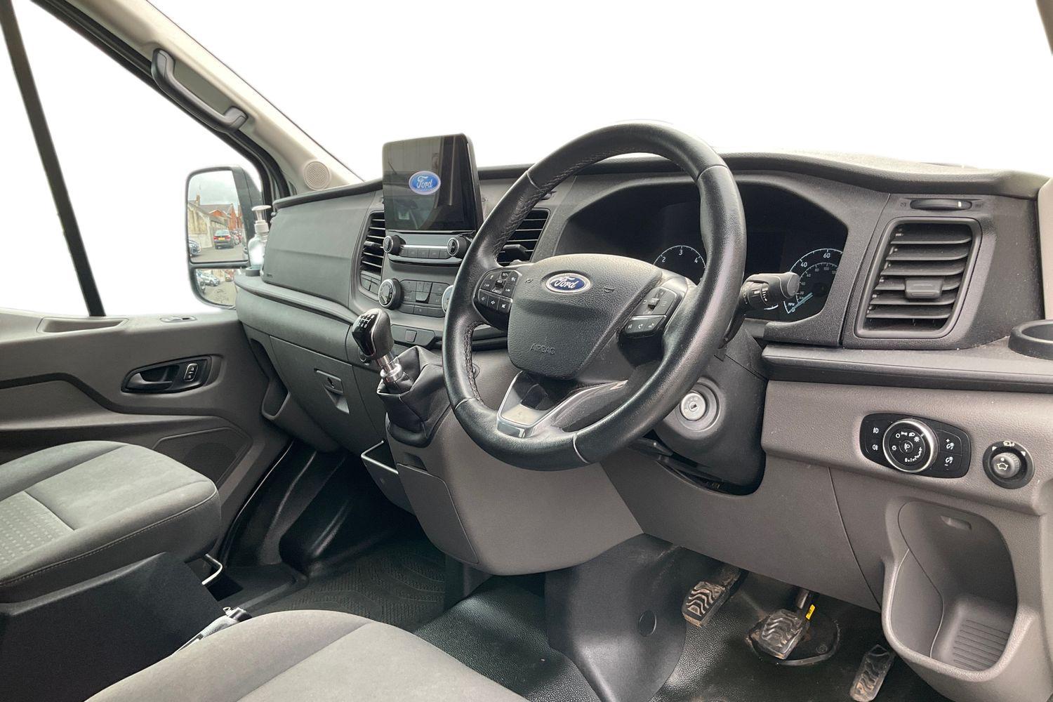 Ford TRANSIT Photo 13