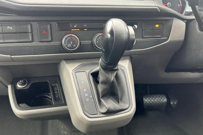 VOLKSWAGEN Transporter Photo 41