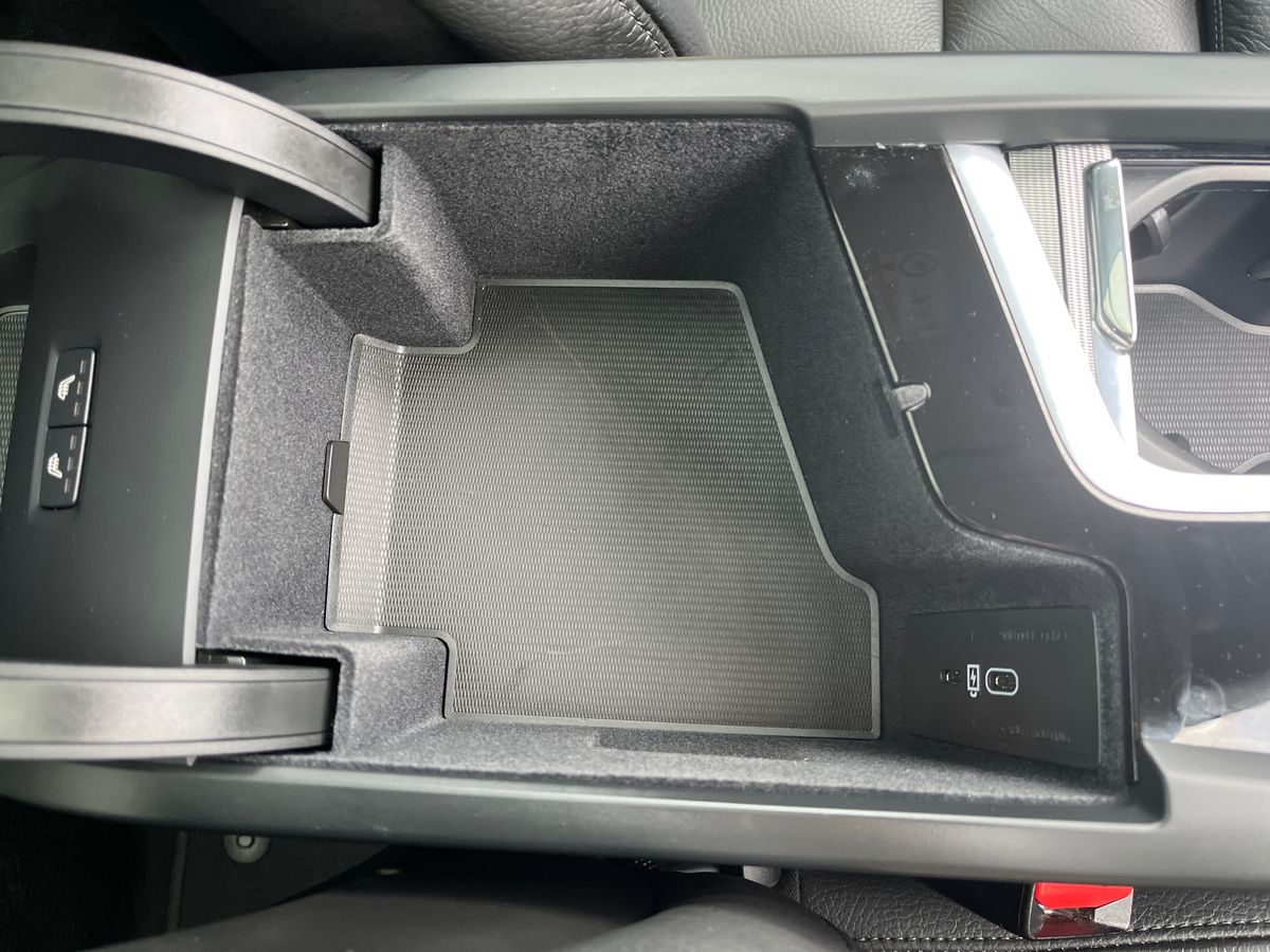 Volvo XC60 Photo 41