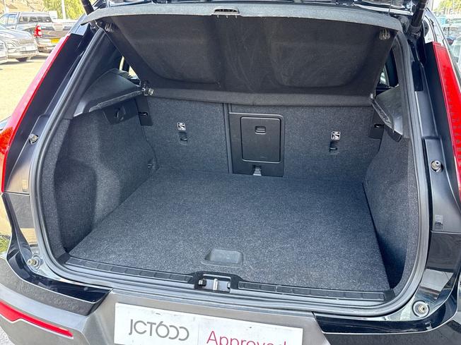 VOLVO Xc40 Photo 12