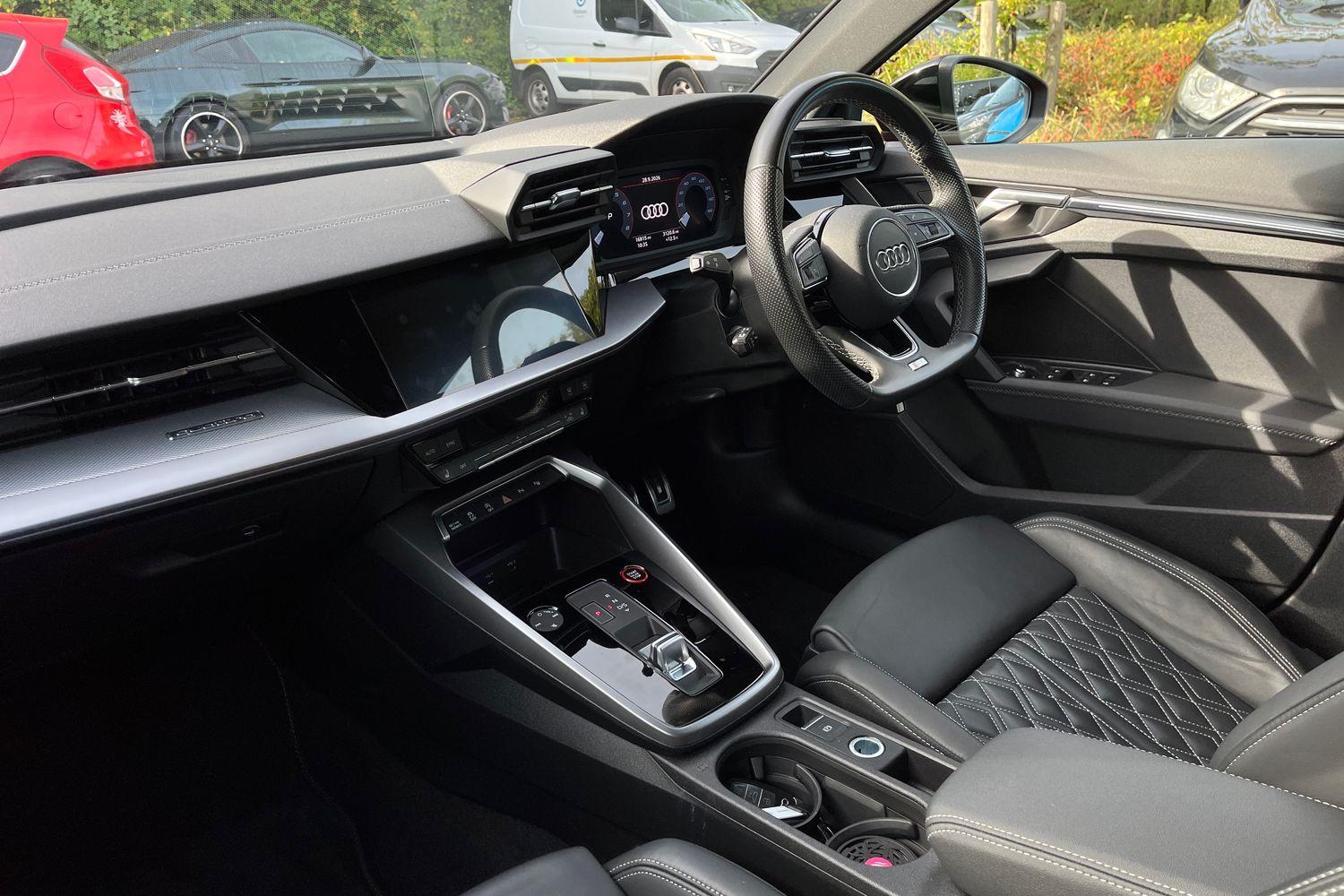 Audi A3 Photo 17
