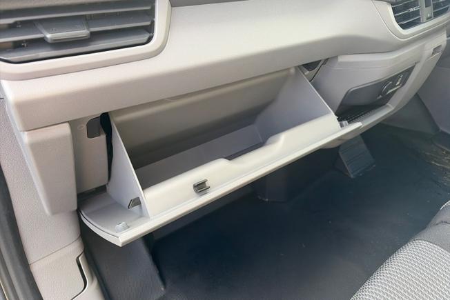 VOLKSWAGEN Transporter Photo 43