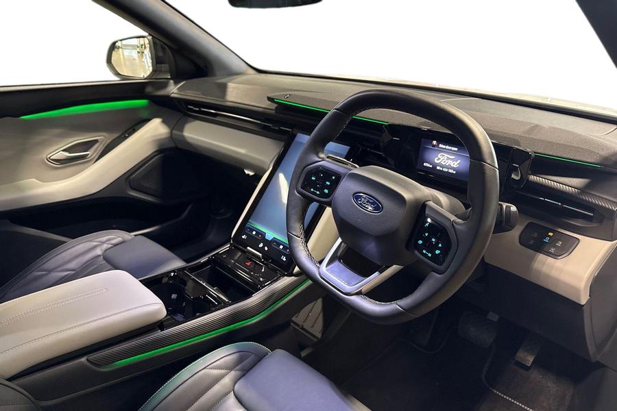 Ford Explorer Photo autoimg-a6c2253c80dd9c4641735528e91296a0d9f5ff18.jpg