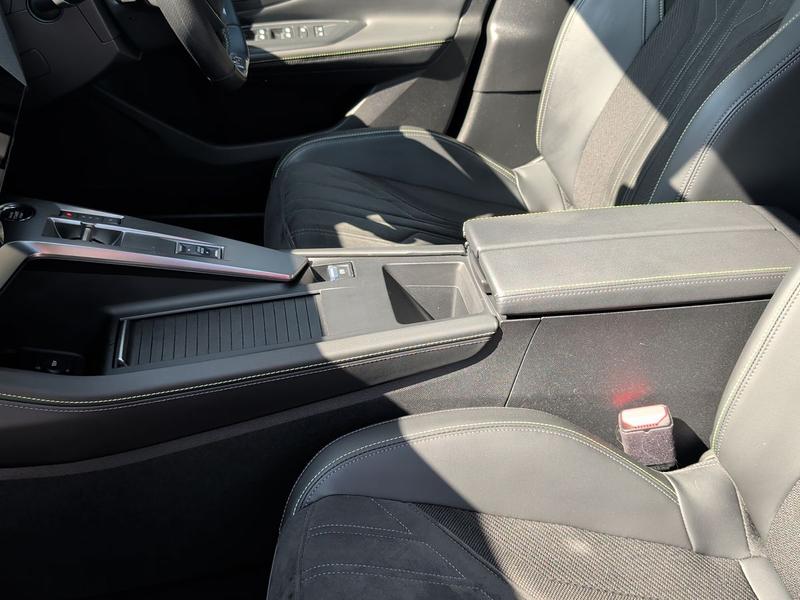 Used Peugeot 408 AF24YPX 48