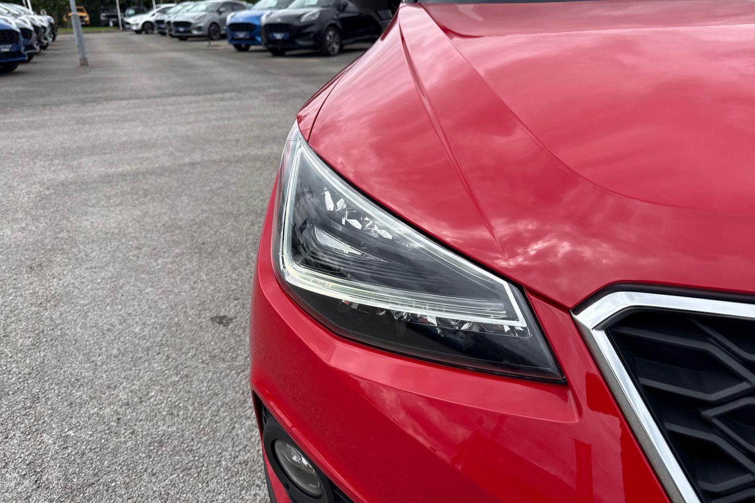 SEAT ARONA Photo 39