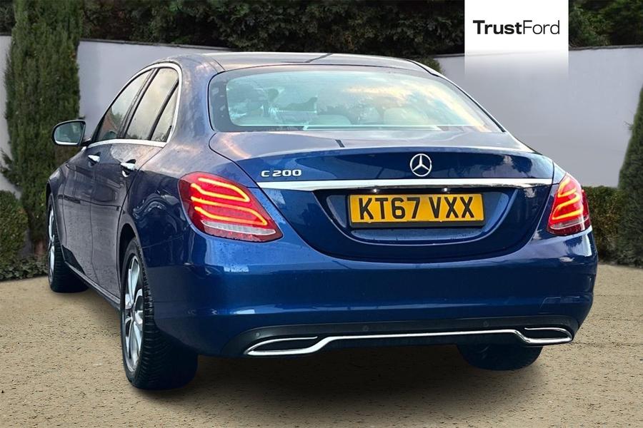 Mercedes-Benz C CLASS Photo autoimg-a6d0c9bd93d84178e1bf43c6bd4f5a1d06f9c670.jpg