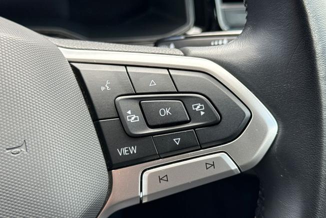 VOLKSWAGEN Taigo Photo 17