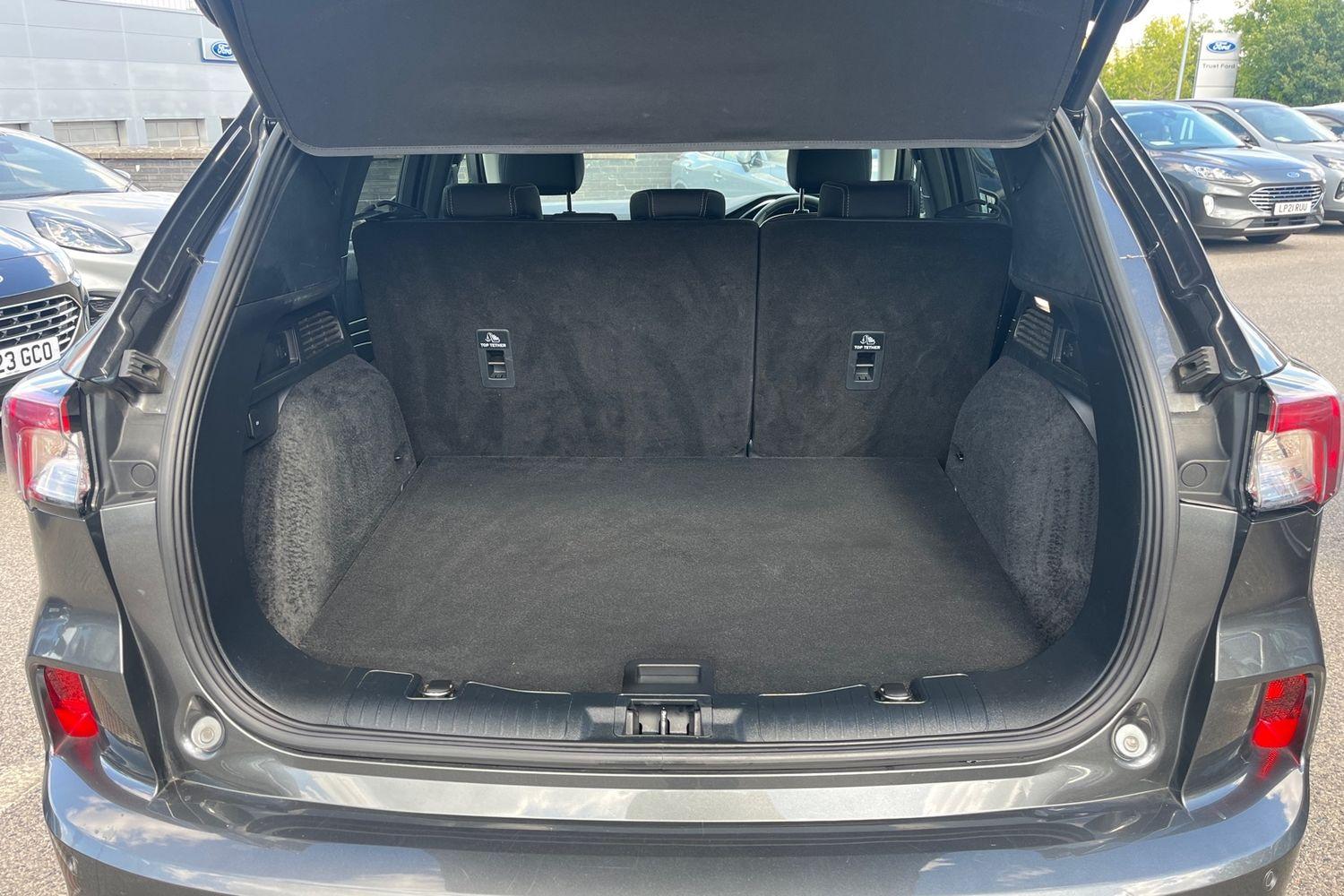 Ford KUGA Photo 20