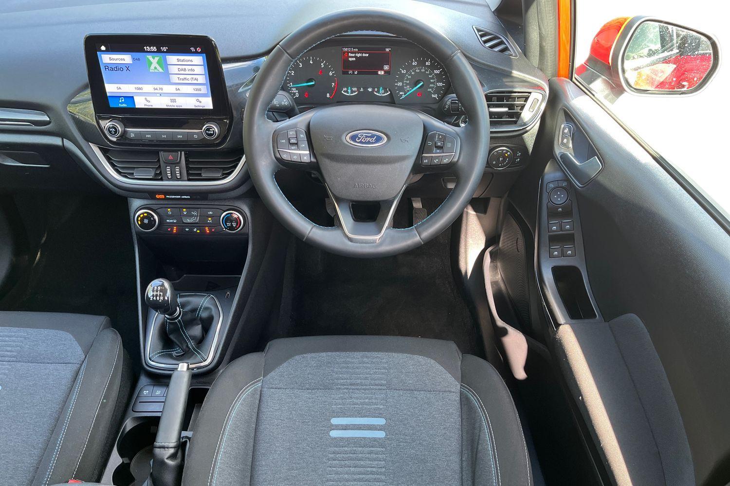 Ford Fiesta Photo 10
