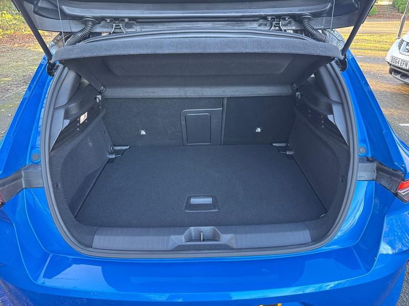 Used Vauxhall Astra BF73FFT 18