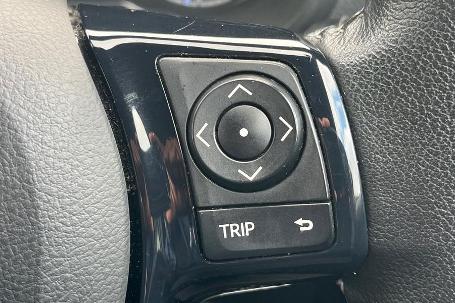 Toyota Yaris Photo autoimg-a6dbc1445b605b0ed056ff9b5e5cdabce5504db2.jpg