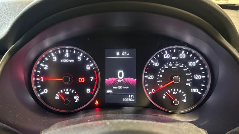 Used Kia Stonic WG24UWO 22